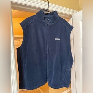 Columbia vest never worn